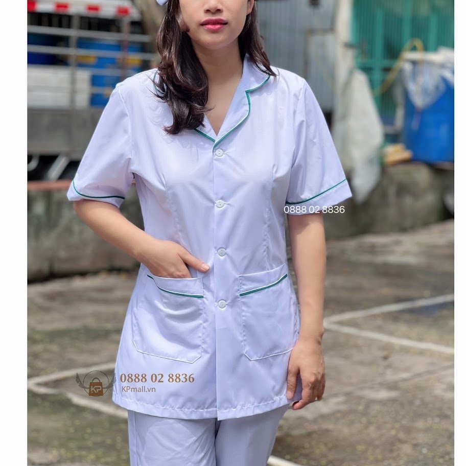 Bộ Blouse Trắng có viền Xanh Lá bo tròn cổ nữ tính - Áo blu trắng điều dưỡng, dược sỹ, thẩm mỹ viện, spa