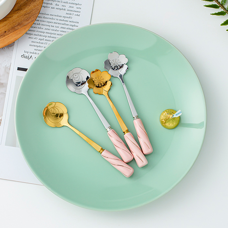 Muỗng cà phê làm từ gốm kiểu hoa sáng tạo