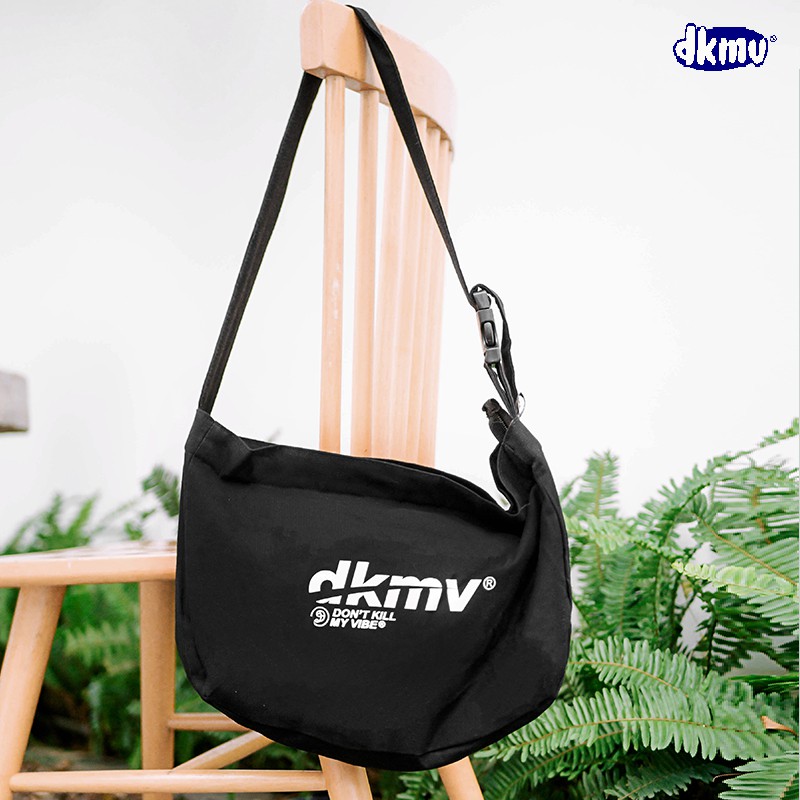 DKMV Túi đeo chéo Logo - MÀU ĐEN/ Túi đeo chéo vải thời trang Black Logo Canvas Bag