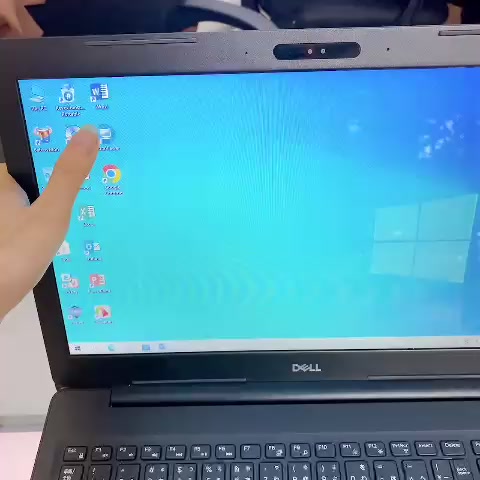 Laptop Dell Latitude 3590 Cảm ứng- Core i5 7200U- Ram 8GB- SSD 128GB. Bảo hành 12 tháng | BigBuy360 - bigbuy360.vn