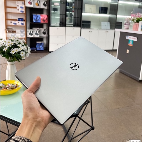 Laptop Dell XPS 9343 Core i5 5200/ SSD 512Gb/ Màn hình 13.3 inch IPS Full HD tràn viền siêu mỏng nhẹ.