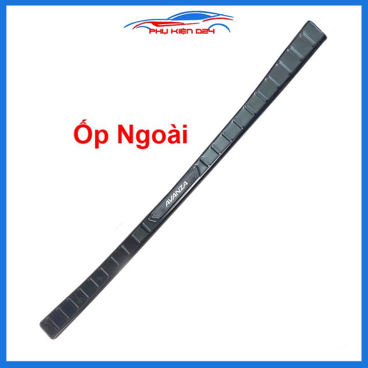 Ốp chống trầy cốp Avanza 2022-2023 thép không gỉ vân Titan chống trầy bảo vệ xe