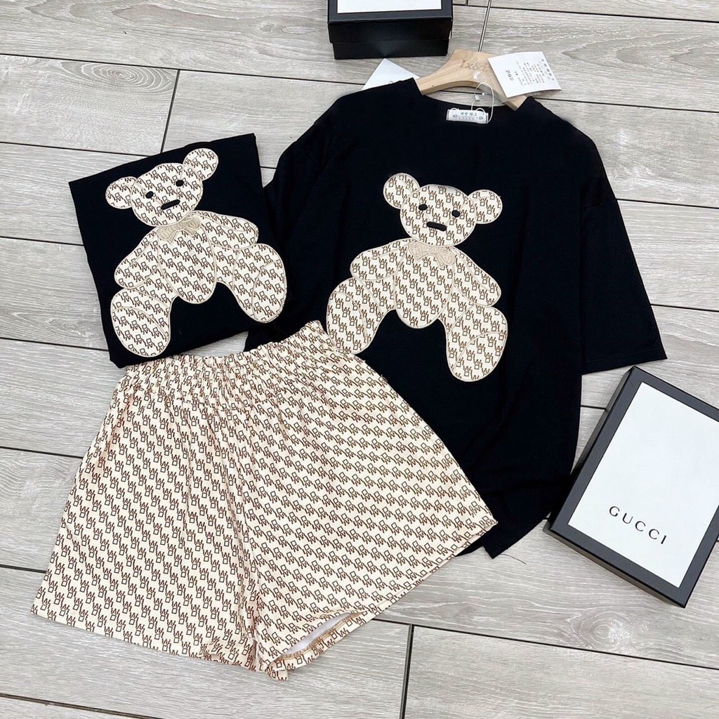 Bộ Mặc nhà Nữ , Set Bộ Tay Ngắn Quần Đùi Họa Tiết Mickey Sắc Nét Chất Thun Coton Mềm Dễ Thương Mặc Nhà Thoải Mái