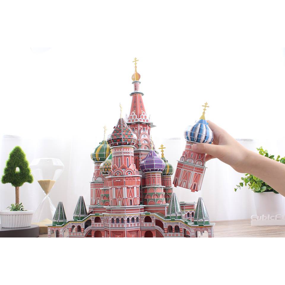 Mô hình giấy 3D CubicFun - Quảng Trường Đỏ ST.Basil’s Cathedral C239h