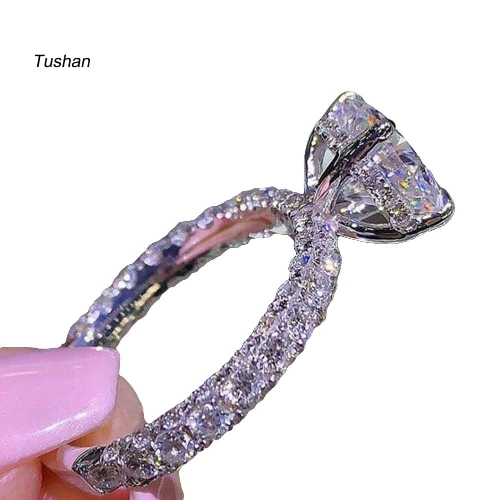 Nhẫn Đính Kim Cương Giả Lấp Lánh Sang Trọng Dành Cho Nữ