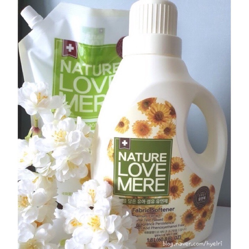 NƯỚC GIẶT/XẢ QUẦN ÁO TRẺ EM NATURE LOVE MERE HƯƠNG HOA CÚC 1800ML/1300ML