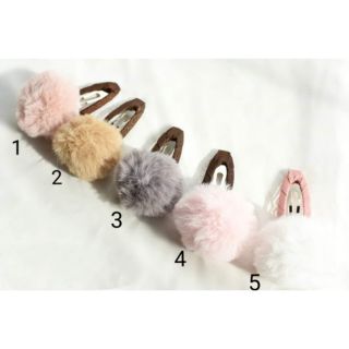 Kẹp tóc quả bông (Set 2 chiếc)