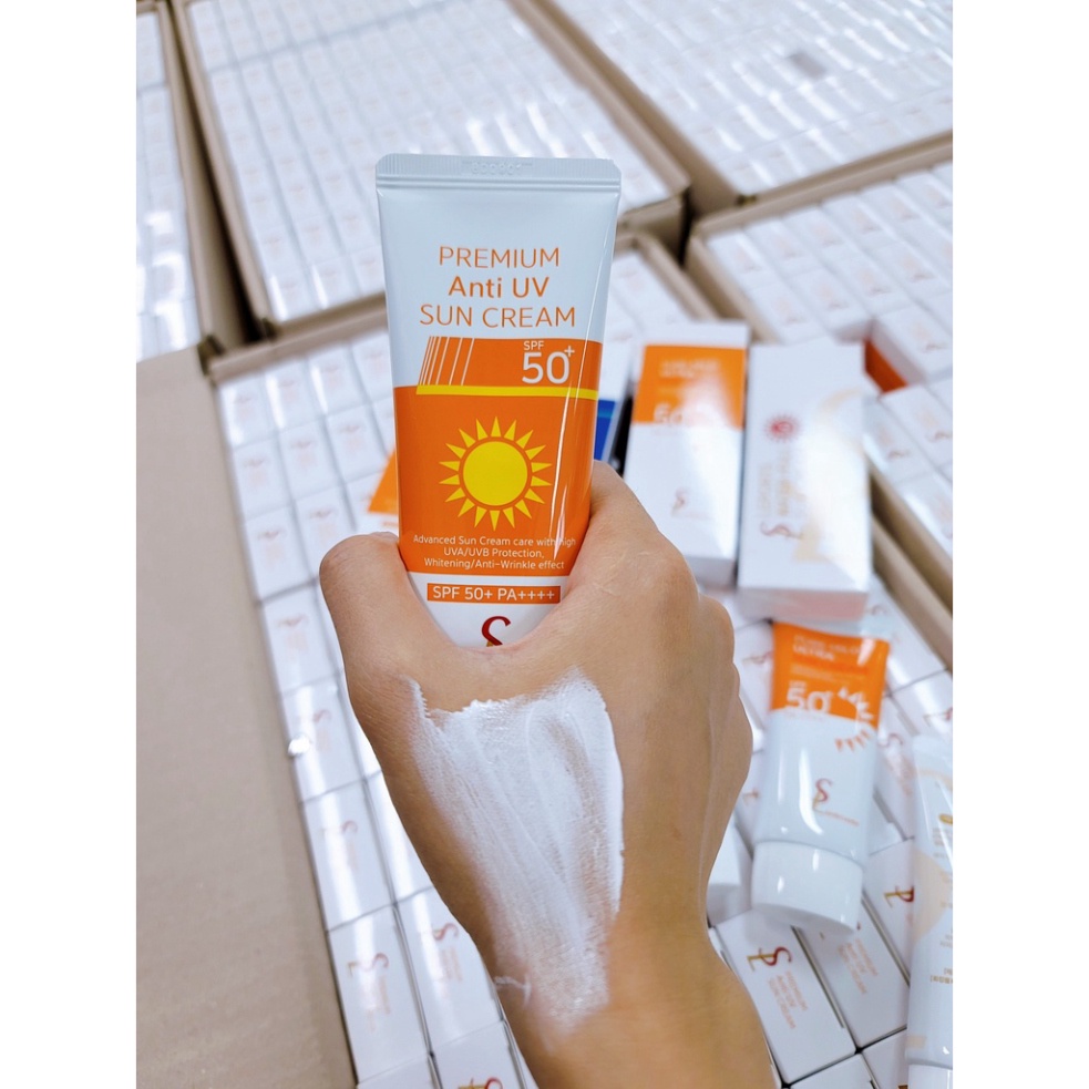 Kem chống nắng nâng tone kiềm dầu dưỡng trắng Smile Leader Sun Cream 60ml