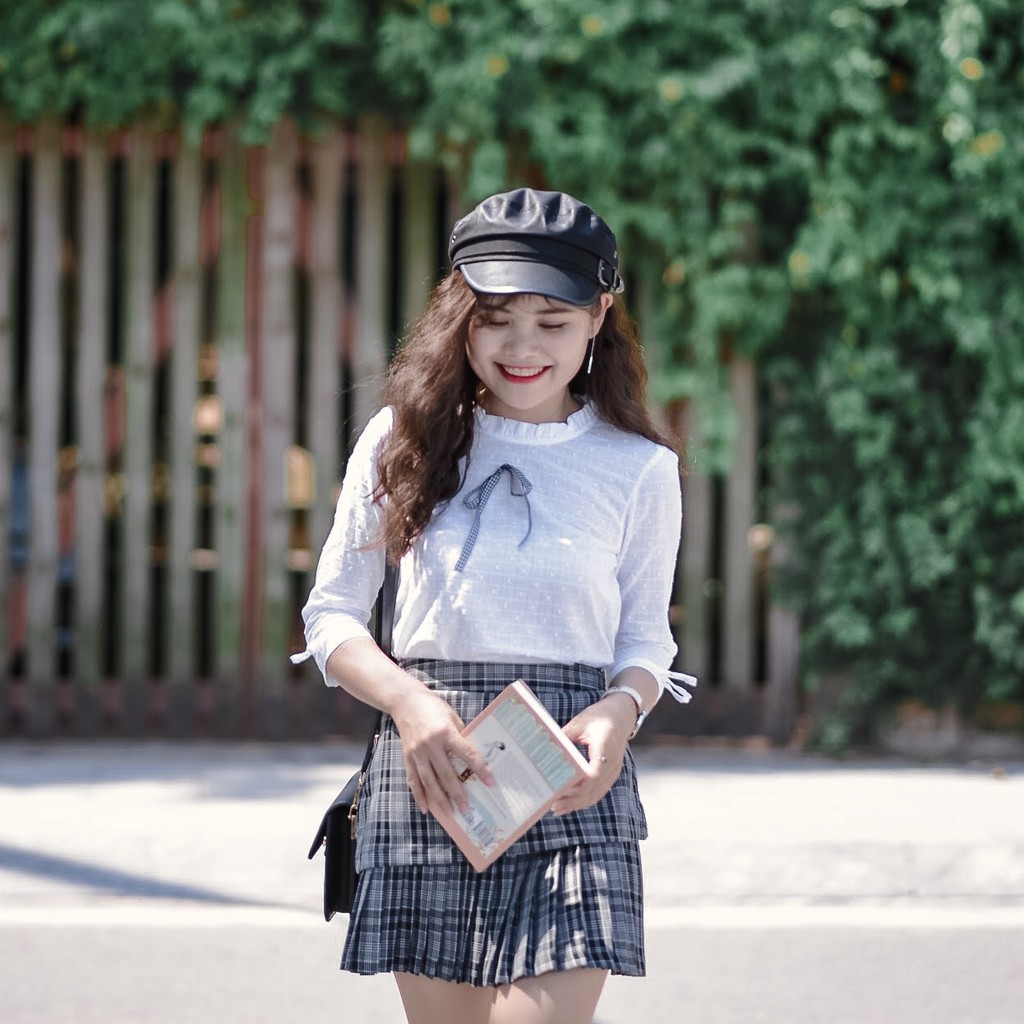 Sơ mi cổ bèo hoạ tiết-made by Bazzi fashion