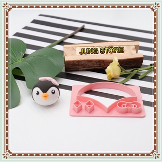 Khuôn tạo hình bánh bao, bánh trôi hình chim cánh cụt M198