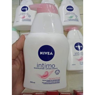 Dung dịch vệ sinh phụ nữ Nivea
