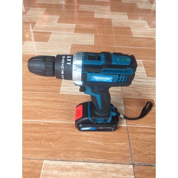 máy khoan makita 26v loại 1 phụ kiện 2 pin hộp 24 chi tiết kèm theo