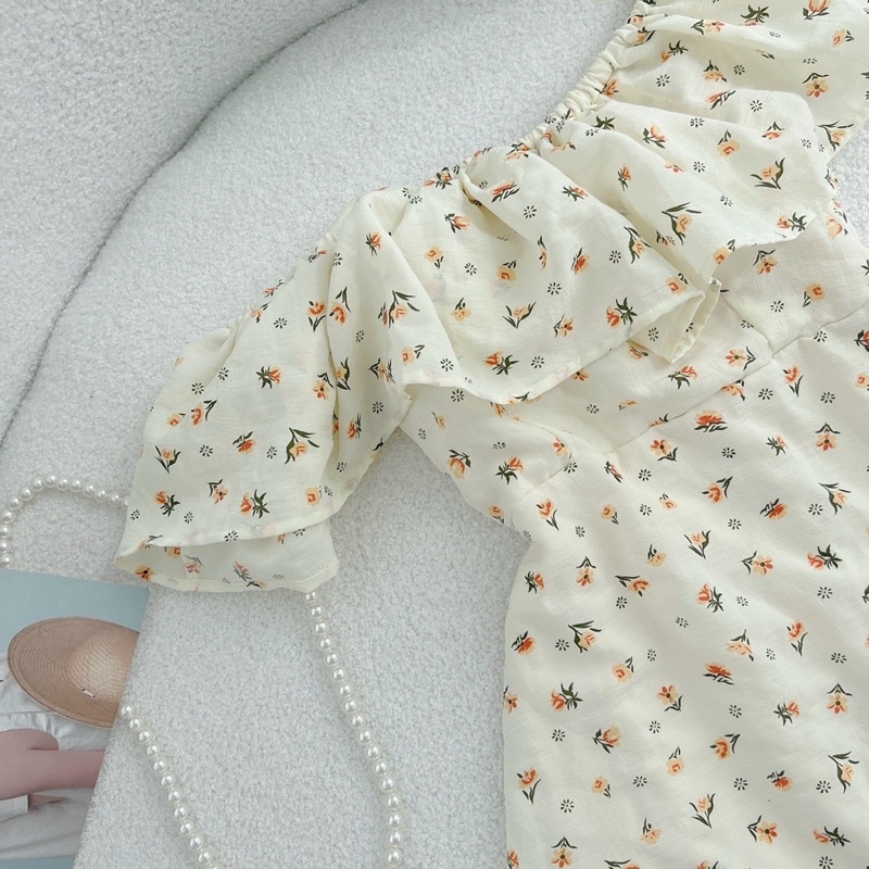 ĐẦM TRỄ VAI HOA