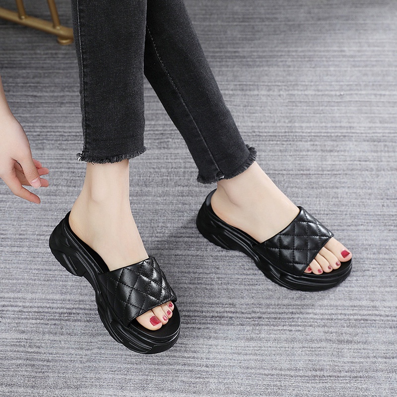 Dép sandal IELGY đế xuồng thời trang sành điệu cho nữ