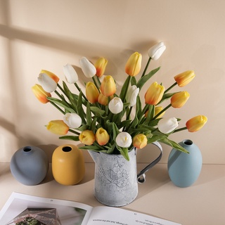 Hoa Tulip Giả Trang Trí Tiệc Cưới