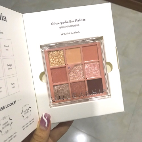 Bảng Phấn Mắt 9 Ô Unleashia Glitterpedia Eye Palette