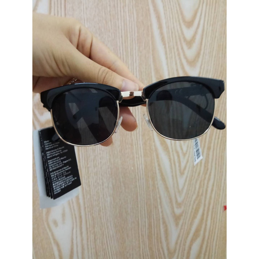 KÍNH MÁT CHỐNG NẮNG H&M AUTH NEWTAG
