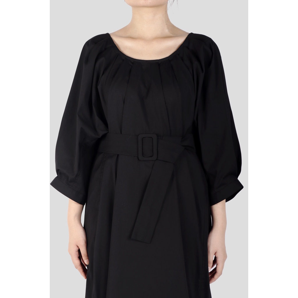 Đầm đen tay lỡ, dáng ngăn E.studio cổ thuyền, kèm belt vải bản to