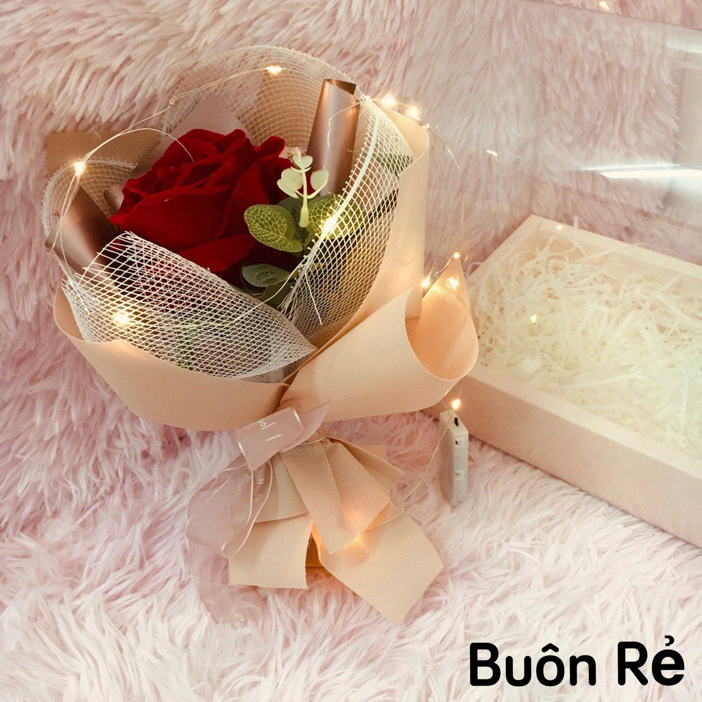 Hoa hồng lụa cao cấp kèm đèn Led - món quà ý nghĩa dành cho người phụ nữ 01210