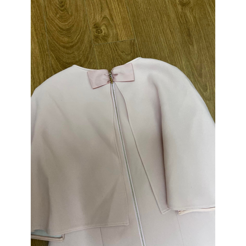 Váy elise size M, mới 98%