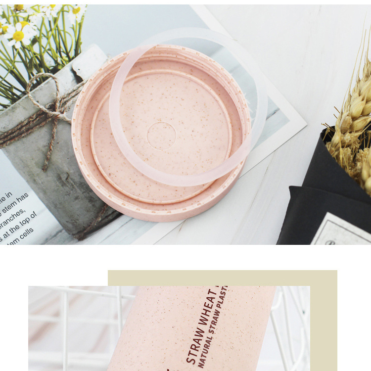 Bình nước giữ nhiệt hai lớp làm từ sợi rơm sáng tạo tiện lợi