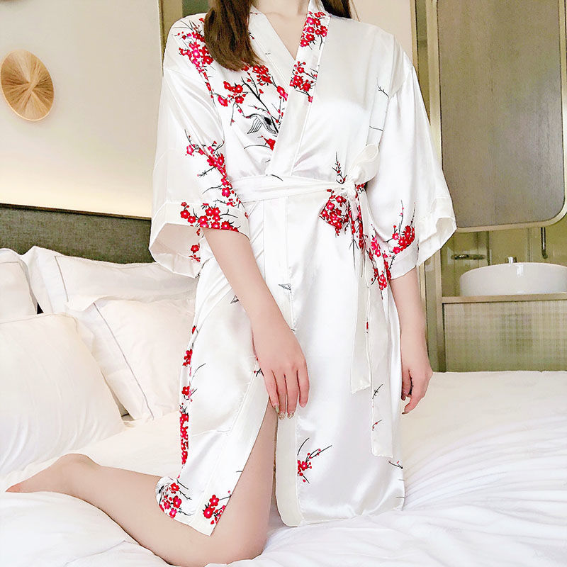 Han Chunqiu váy ngủ nữ băng lụa đồ ngủ nữ mùa hè mỏng phần Nhật Bản màu trắng sexy phụ nữ trẻ áo choàng tắm lỏng lẻo dịc