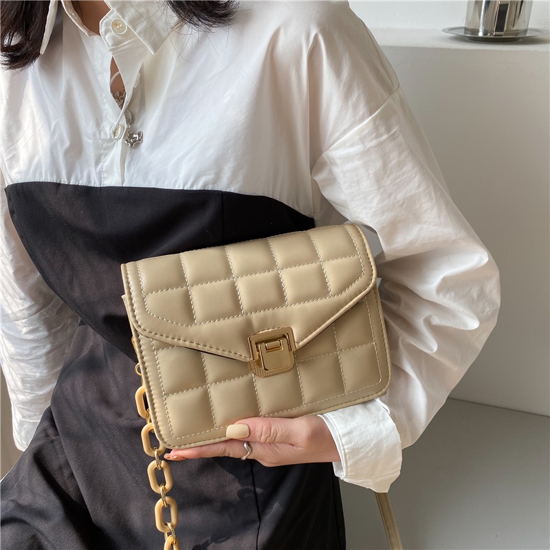 Túi Đeo Vai Hình Vuông Cỡ Nhỏ Màu Đen Phối Dây Xích Thời Trang Cho Nữ