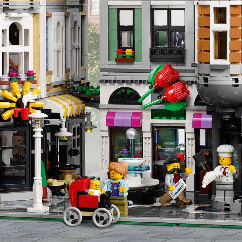 LEGO Creator Expert 10255 Assembly Square Quãng Trường Thành Phố