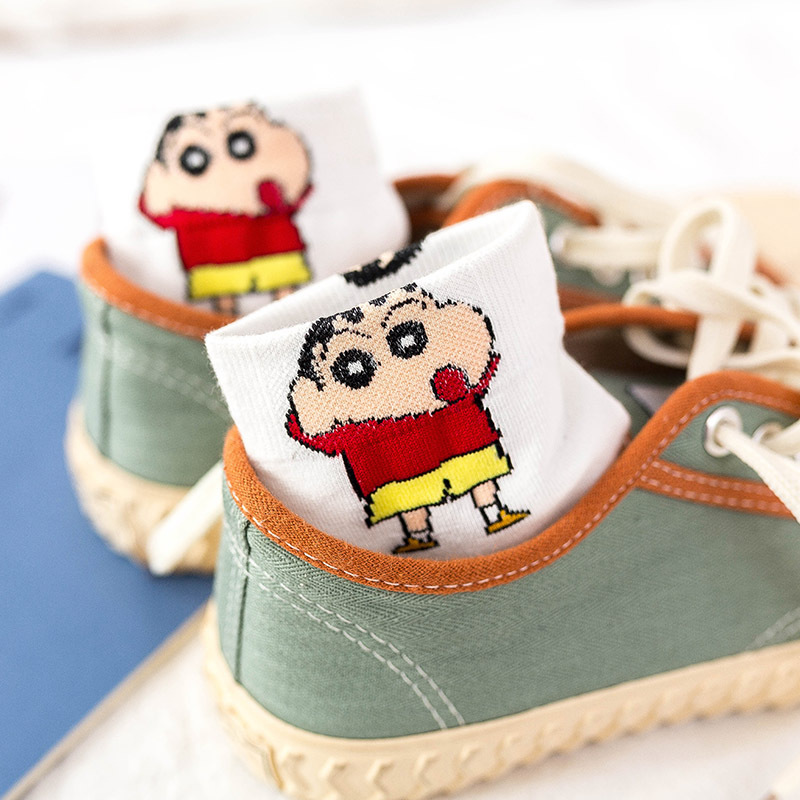 Đôi tất KokoroCare XX-01 họa tiết hoạt hình Crayon Shin-Chan một kích thước cho trẻ từ 7 tuổi trở lên