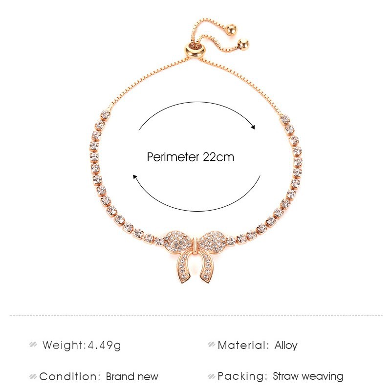 Vòng tay đính kim cương giả lấp lánh hợp thời trang