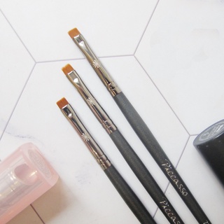 Cọ eyeliner picasso 722