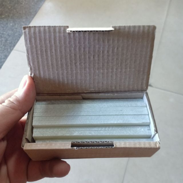 PHẤN ĐÁ HỘP 27 VIÊN