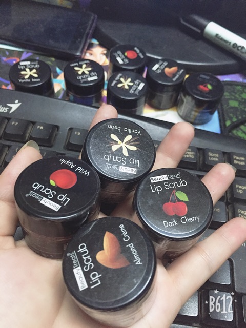 Tẩy da chết môi lip scrub | BigBuy360 - bigbuy360.vn