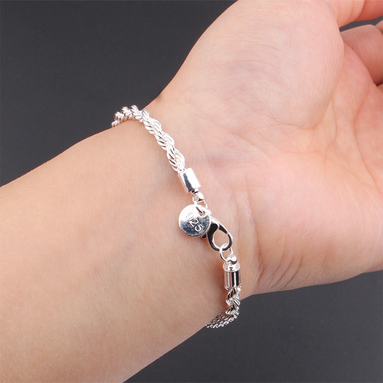 Vòng Tay Mạ Bạc Dạng Xoắn 4MM