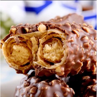 QUE CỐM PHỦ SOCOLA CRUNKY
