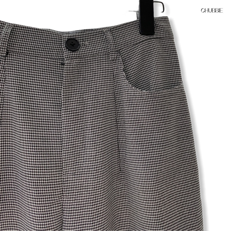 QUẦN KAKI SUÔNG VẢI KẺ NHỎ CHUBBIE - CHUBBIE CHECKED PANTS | BigBuy360 - bigbuy360.vn