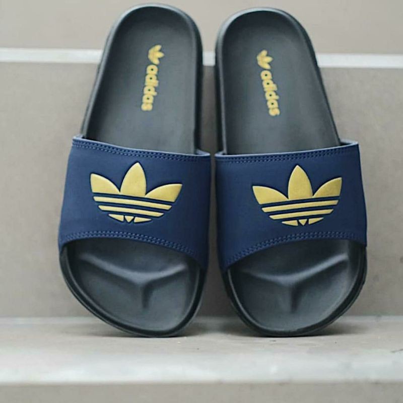 Giày Sandal Adidas Adilette Thoải Mái Cá Tính Thời Trang