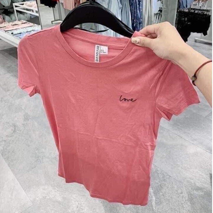 Áo Phông Cộc Tay Thêu LOVE Nữ - Rere.Store [FREESHIP] - Thun tay lỡ cổ tròn dáng suông họa tiết chũ cái Ulzzang