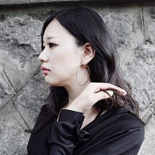 1 đôi khuyên tai tròn đính đá thời trang cho nữ