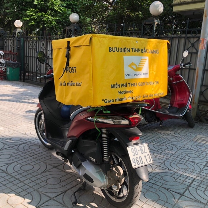 Túi Bưu Tá Shipper Vàng Vải Dù Chống Thấm Nước Có Khóa Cài Thương Hiệu Vnpost Bưu Điện Việt Nam