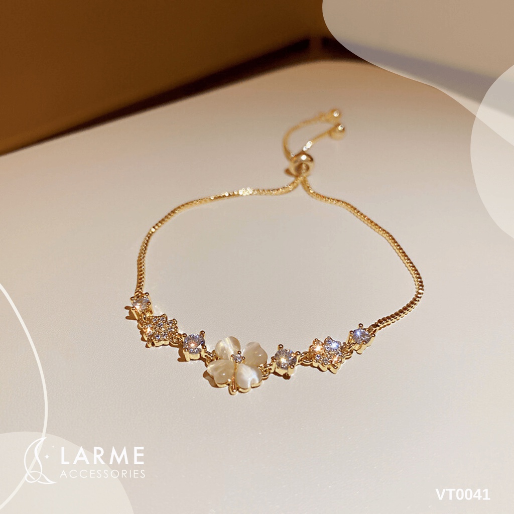 Vòng tay, lắc tay cỏ bốn lá may mắn Larme Accessoires - VT0041 | BigBuy360 - bigbuy360.vn
