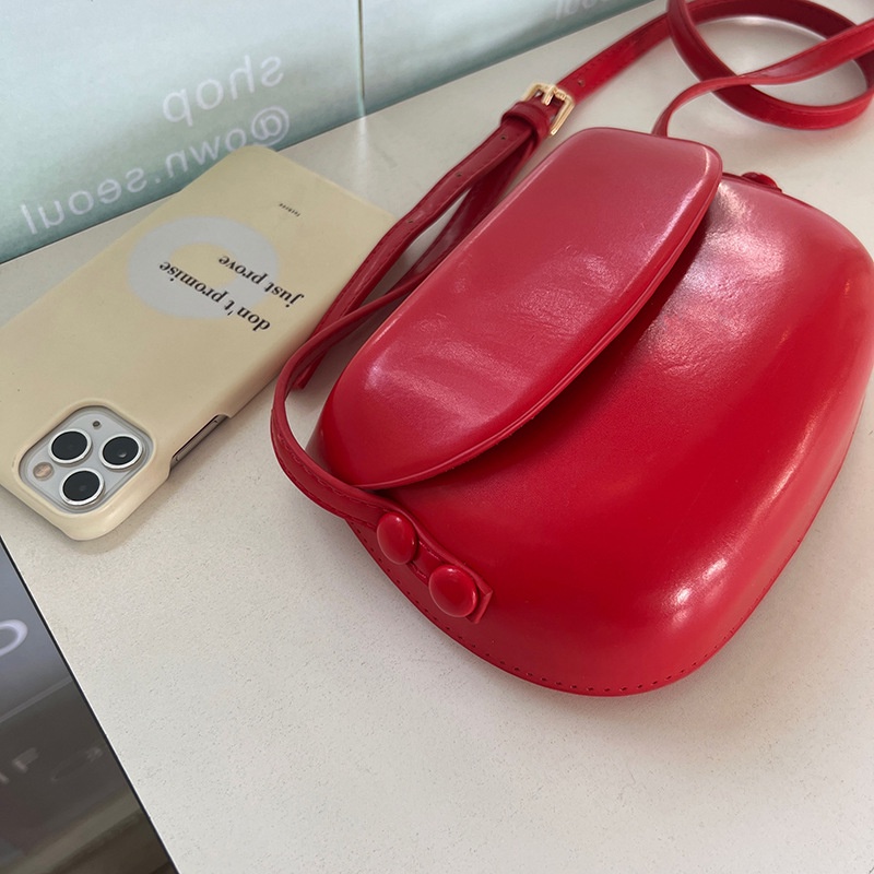 [CÓ SẴN 4 MÀU] Ảnh thật TÚI ĐEO CHÉO MINI HÌNH YÊN NGỰA MÀU ĐỎ PHONG CÁCH RETRO HÀN QUỐC 21072203