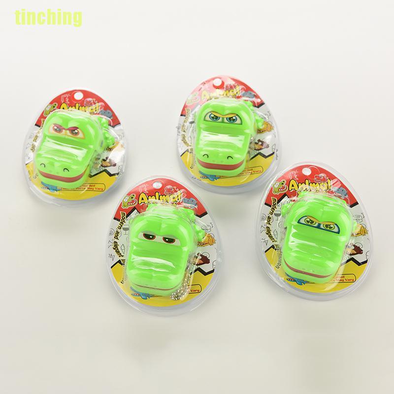 Dép Xỏ Ngón Hình Cá Sấu Vui Nhộn Tinching11