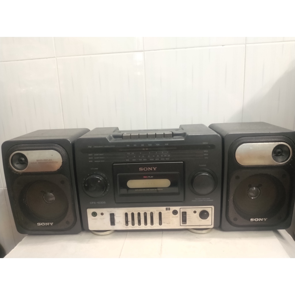 Radio cassette Sony CFS-1030s đồ cũ nghe hay ok 100%