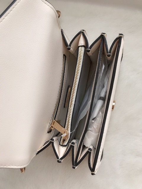 𝐓𝐮́𝐢 𝐋𝐲𝐧 cặp