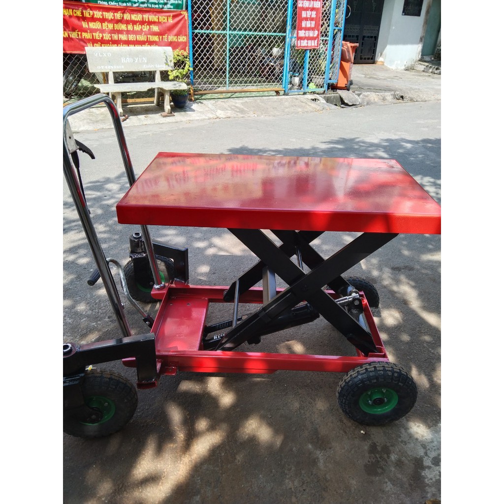 xe nâng mặt bàn 350kg nâng cao 1300mm model tt350