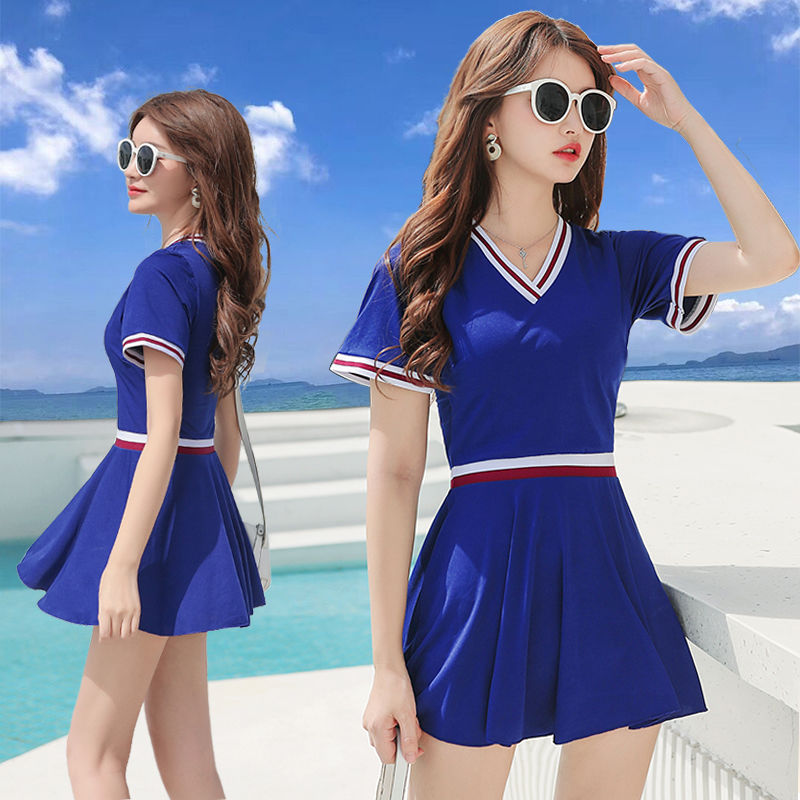 Bộ Đồ Bơi Hai Mảnh In Họa Tiết Gợi Cảm Cho Nữ | BigBuy360 - bigbuy360.vn