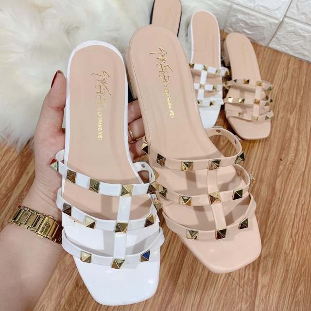 (Th6/2019) Guốc 2p quai tán đinh Valentino. (3 màu)