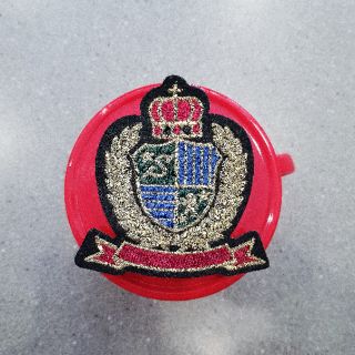 Patch ủi , miếng dán, lô gô gắn vào áo quần