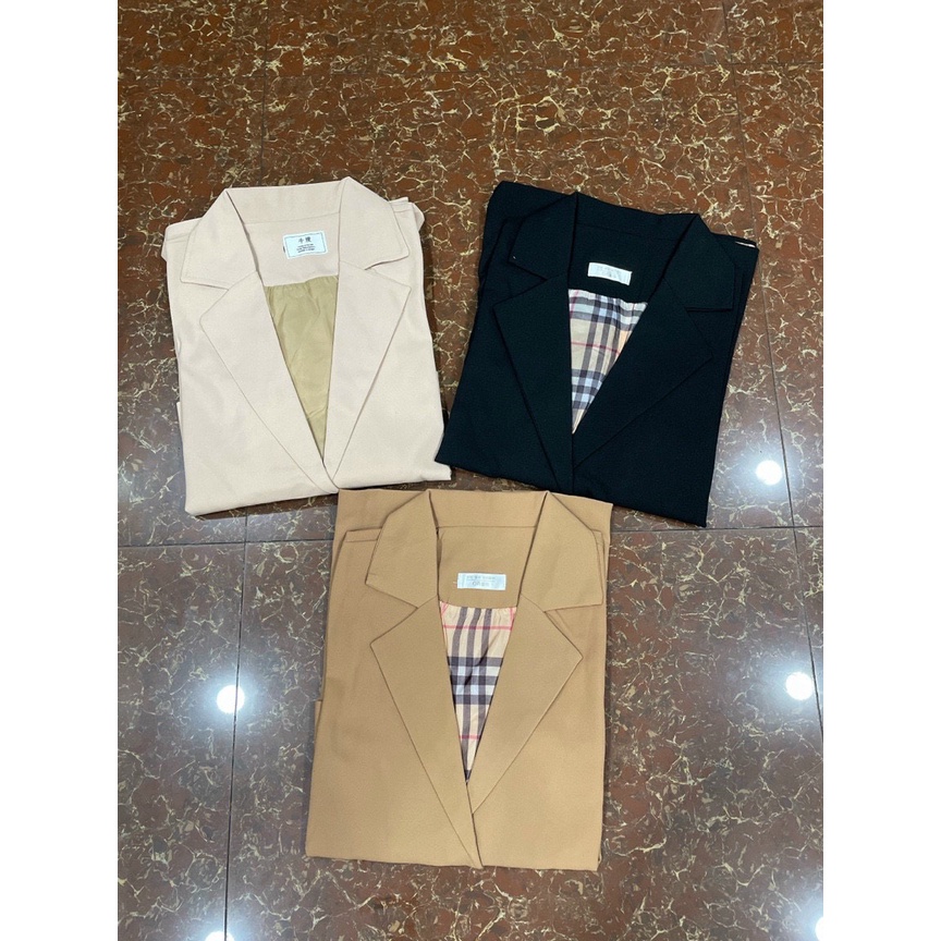 Áo Khoác Blazer 2 Nắp Túi Ngang Nữ Tính | Smide Clothing